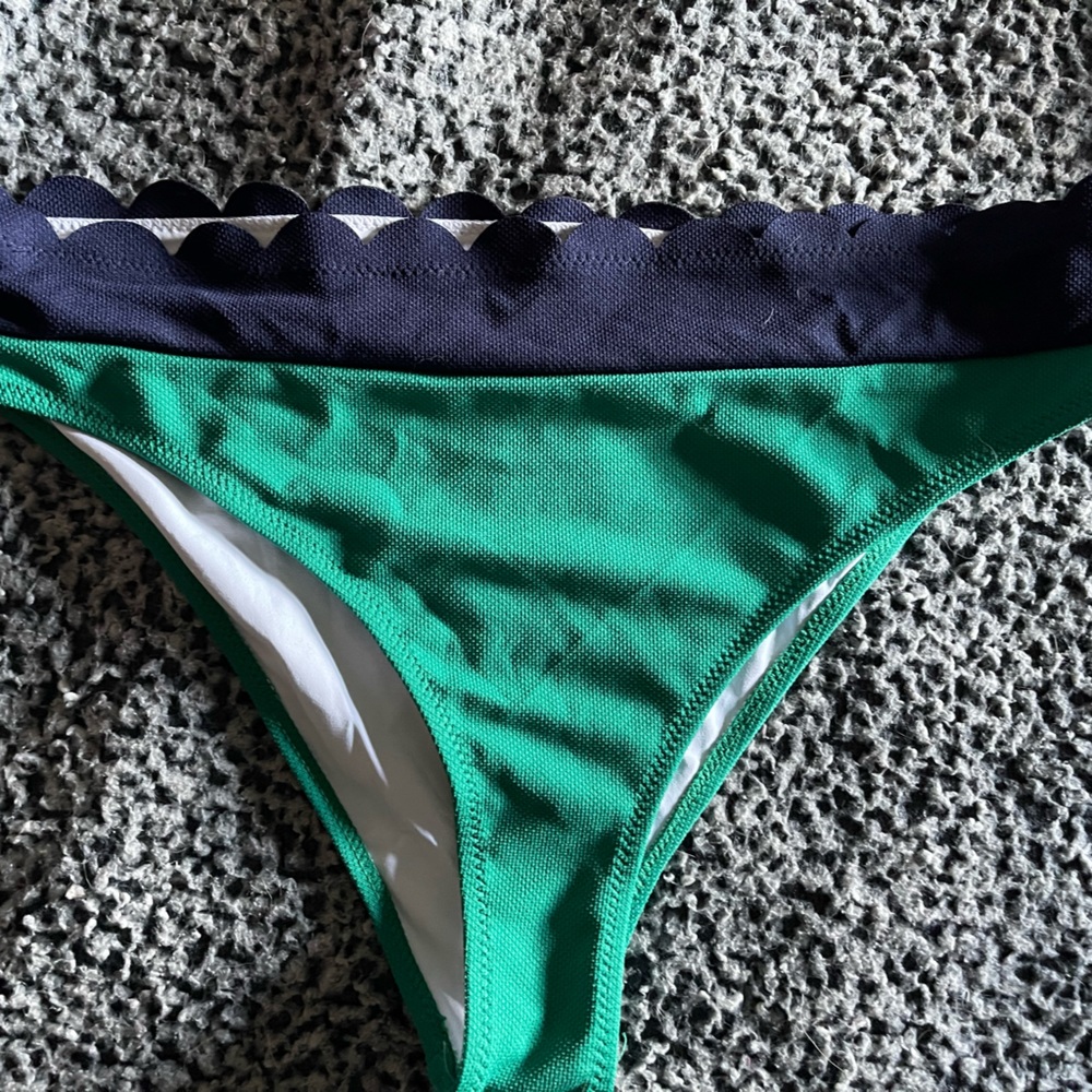 Bikini bottom